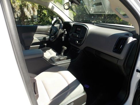Used 2015 Chevrolet Colorado W/T w/ WT Convenience Package RWD image 10