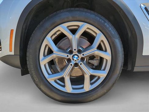 Used 2020 BMW X4 xDrive30i w/ Driving Assistance Package image 24