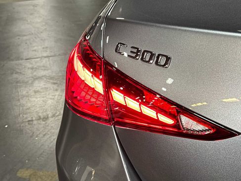 Used 2025 Mercedes-Benz C 300 4MATIC Sedan image 13