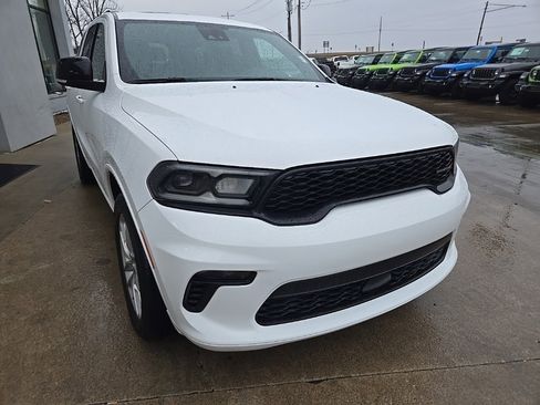 Used 2023 Dodge Durango GT image 14