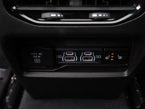 Used 2024 Jeep Grand Cherokee Overland image 45