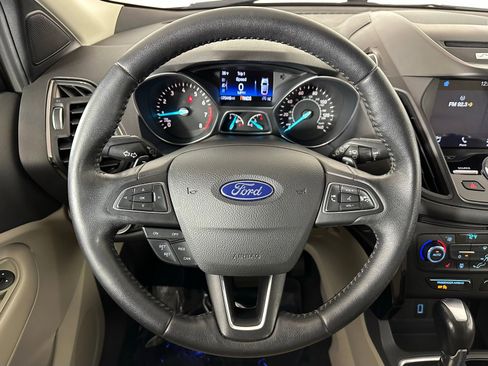 Used 2017 Ford Escape Titanium image 11