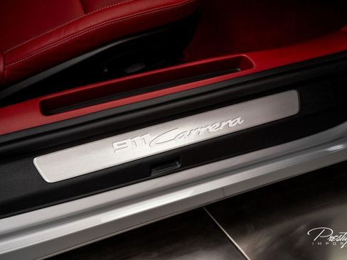 Used 2025 Porsche 911 Carrera image 33