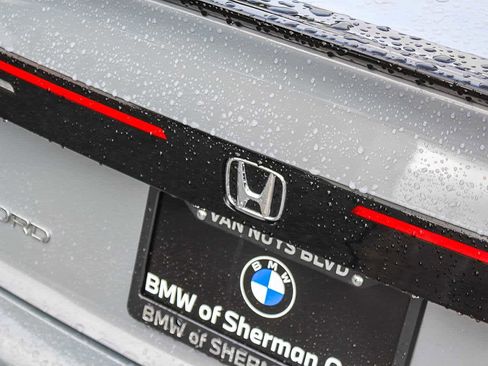 Used 2024 Honda Accord Sport image 9