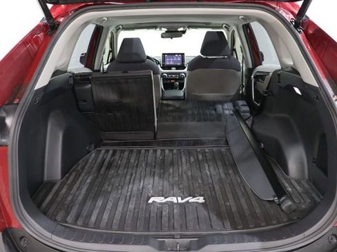 Used 2022 Toyota RAV4 XLE w/ Convenience Package AWD/4WD image 36