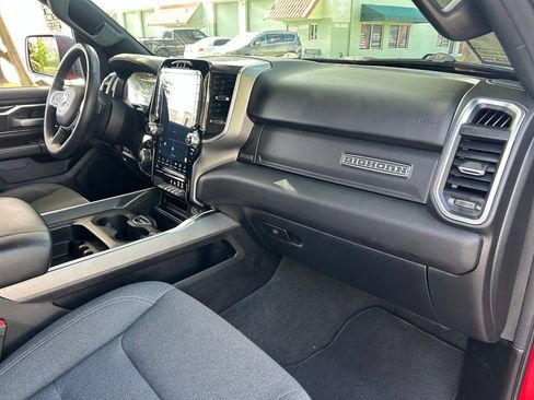 Certified 2024 RAM 1500 Big Horn RWD image 39