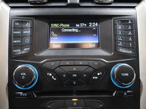 Used 2014 Ford Fusion SE image 26