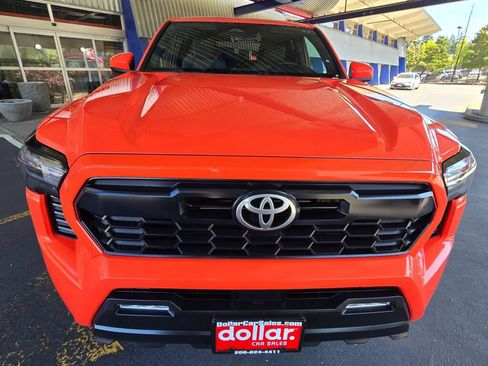 Used 2024 Toyota Tacoma TRD Off-Road AWD/4WD image 4