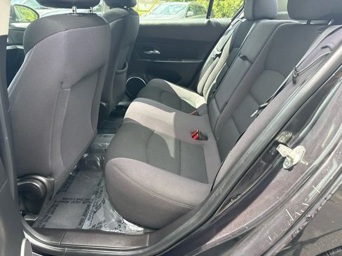 Used 2014 Chevrolet Cruze LT w/ All-Star Edition FWD image 13