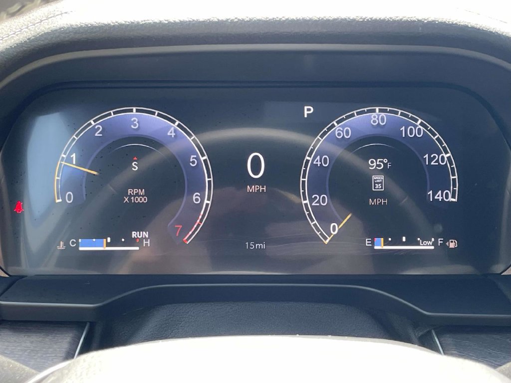 New 2027 Jeep Grand Cherokee Altitude RWD image 31