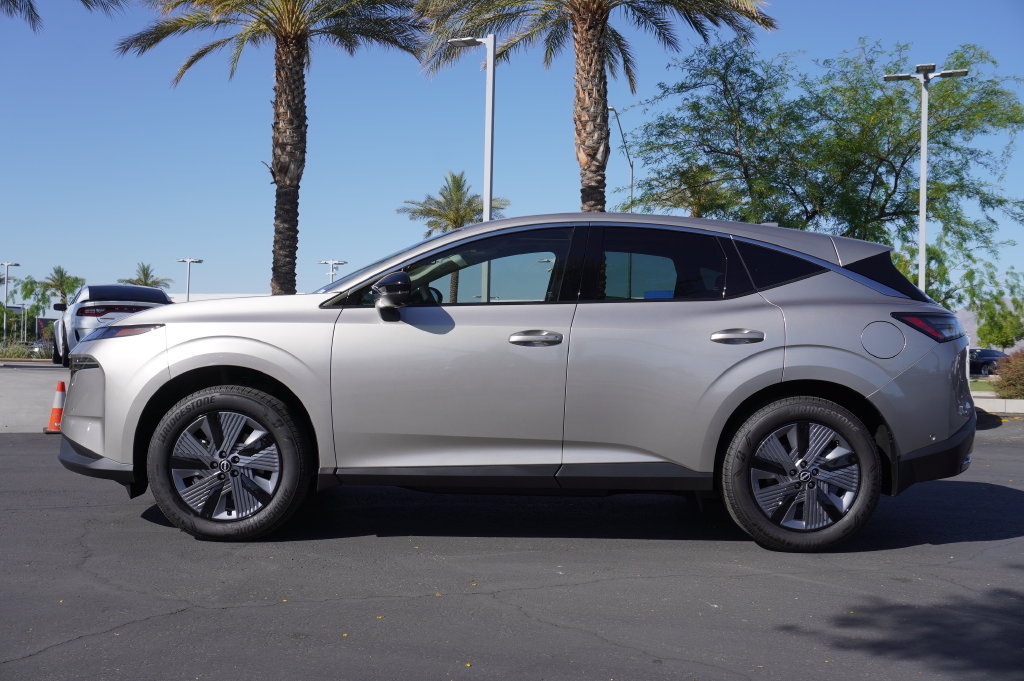 Certified 2025 Nissan Murano SL AWD/4WD image 2