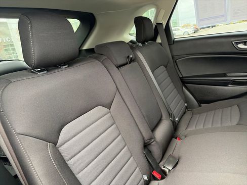 Used 2024 Ford Edge SE AWD/4WD image 32