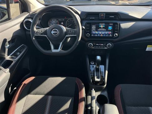 Certified 2025 Nissan Versa SR image 17