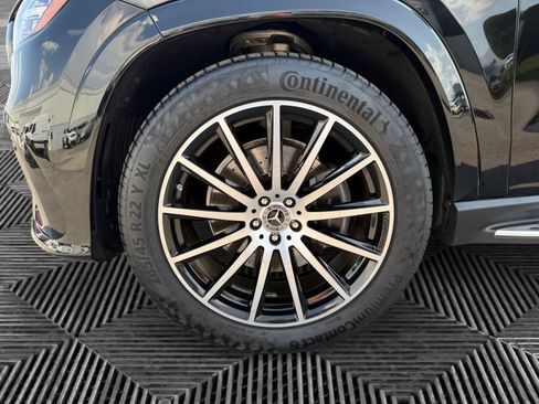 Certified 2025 Mercedes-Benz GLS 580 4MATIC image 9