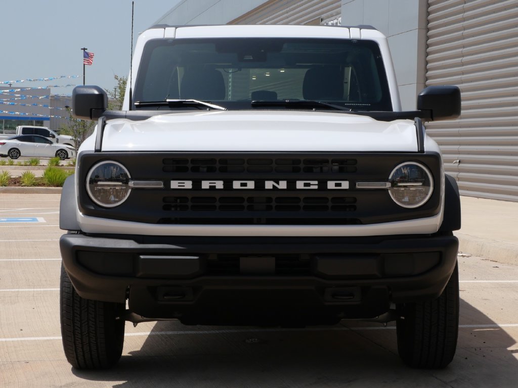 New 2026 Ford Bronco 4-Door AWD/4WD image 4