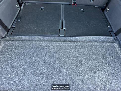 New 2026 Volkswagen Atlas Peak Edition image 15