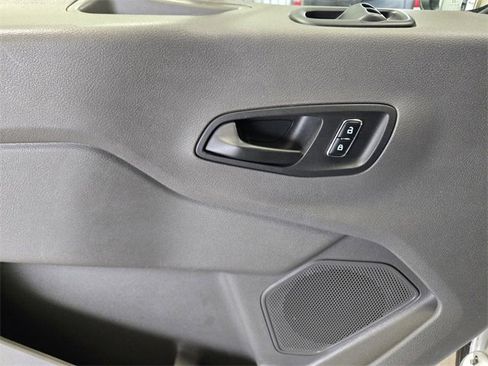 Used 2022 Ford Transit 250 148 High Roof AWD image 23