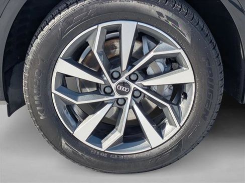 Used 2021 Audi Q5 Premium Plus w/ Premium Plus Package image 25