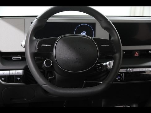 Certified 2024 Hyundai Ioniq 5 SEL RWD image 7