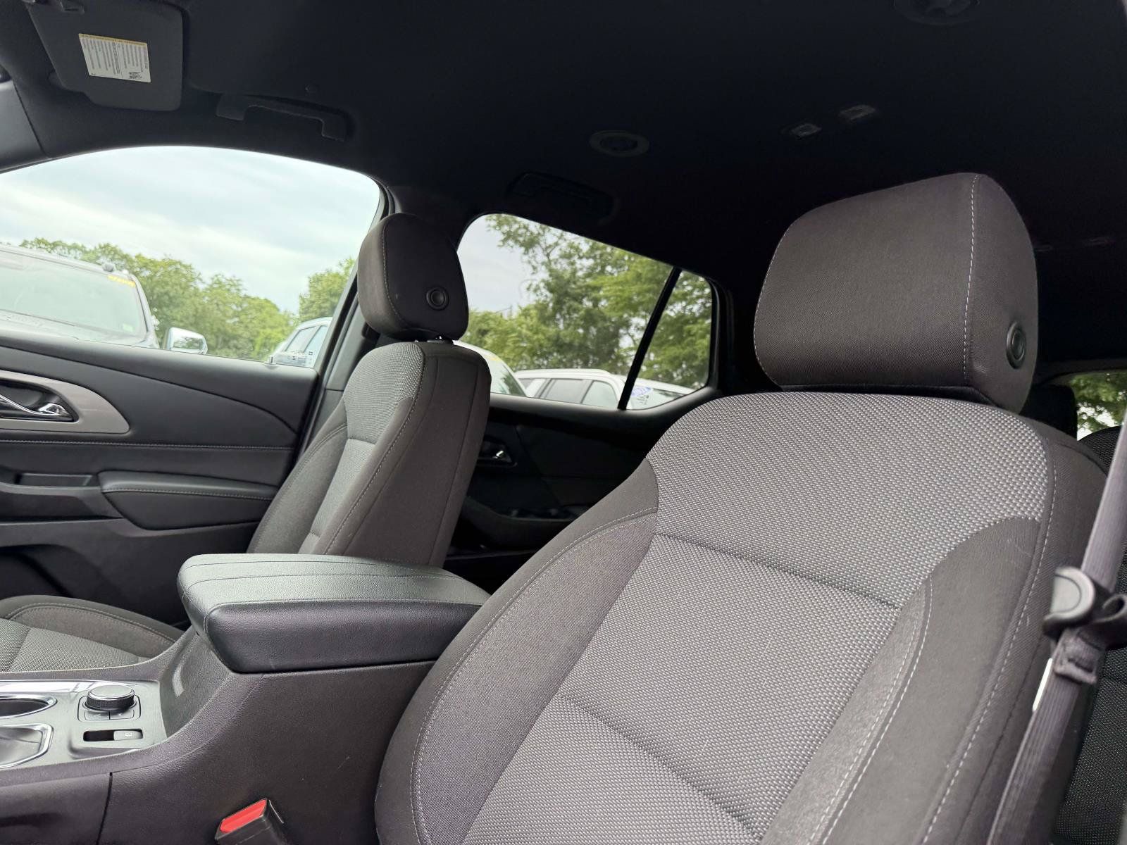Certified 2023 Chevrolet Traverse LT AWD/4WD image 9
