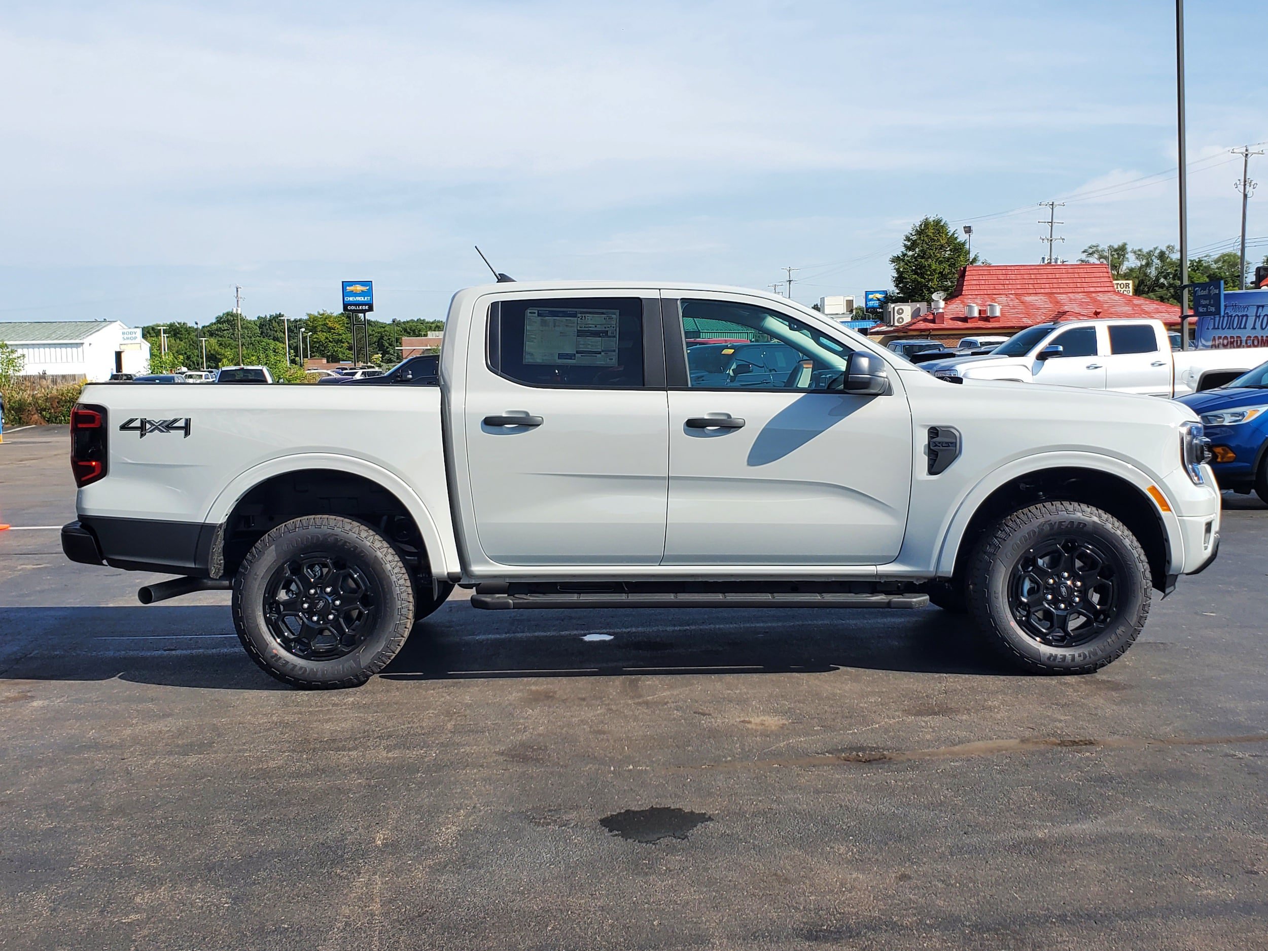 New 2026 Ford Ranger XLT w/ Equipment Group 301A High AWD/4WD image 5