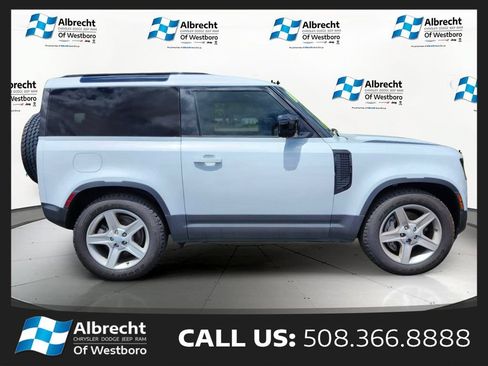 Used 2023 Land Rover Defender 90 SE AWD/4WD image 6
