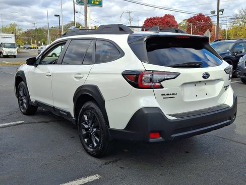 Certified 2025 Subaru Outback Onyx Edition image 5
