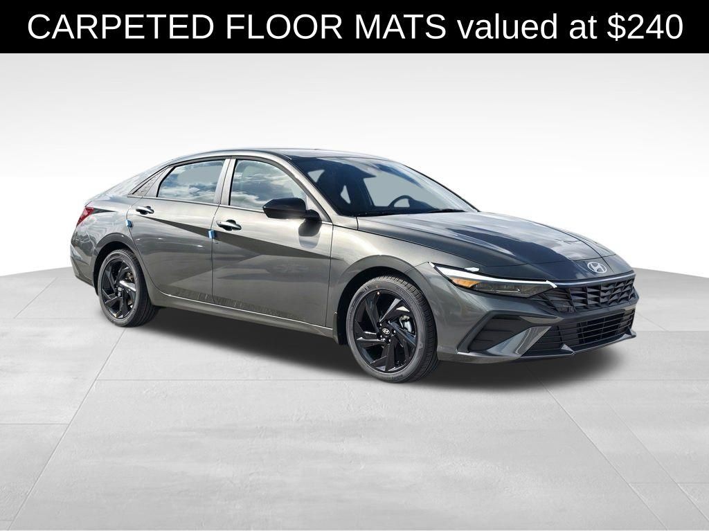 Used 2026 Hyundai Elantra SEL Sport FWD image 1