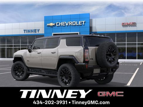 New 2026 GMC Hummer EV SUV w/ LPO, Dark Essentials Package AWD/4WD image 3