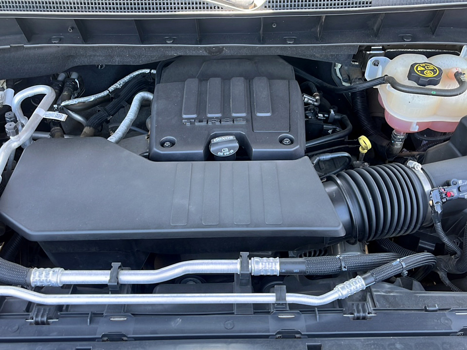 Used 2021 Chevrolet Silverado 1500 LT AWD/4WD image 43