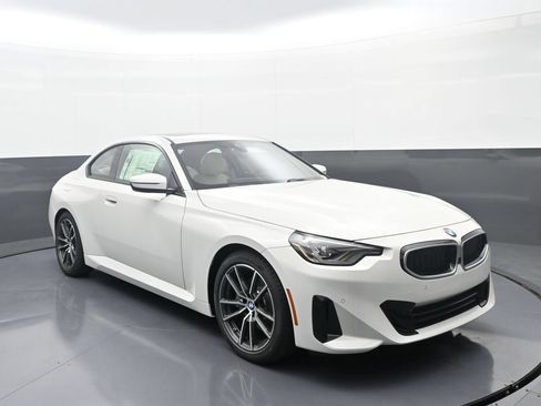 New 2026 BMW 230i Coupe w/ Premium Package RWD image 3