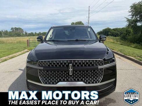 Used 2025 Lincoln Navigator Reserve AWD/4WD image 16
