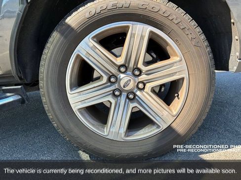 Used 2020 Ford Expedition Max XLT w/ Equipment Group 202A RWD image 15