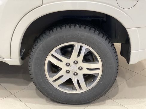 Used 2007 Mitsubishi Endeavor SE image 13