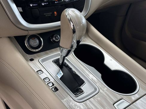 Used 2016 Nissan Murano Platinum w/ Platinum Technology Package FWD image 23