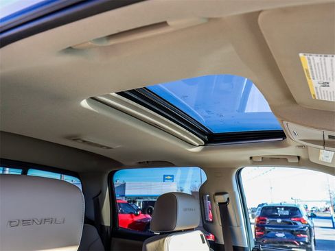 Used 2018 GMC Sierra 1500 Denali w/ Denali Ultimate Package image 17