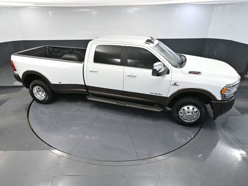 Used 2024 RAM 3500 Limited w/ Safety Group image 63