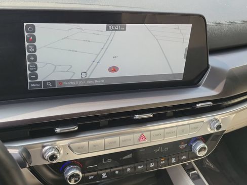 Certified 2024 Kia Telluride S w/ S Sunroof Package FWD image 15