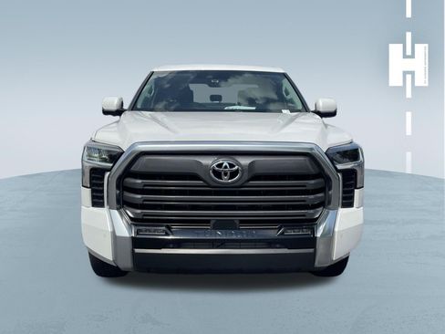 Used 2022 Toyota Tundra Limited w/ Power Package AWD/4WD image 2