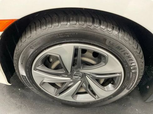 Certified 2021 Honda Civic LX image 9