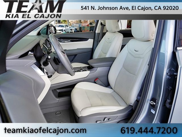 Used 2023 Cadillac XT6 Premium Luxury w/ Technology Package FWD image 15