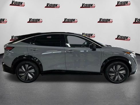 Used 2023 Nissan Ariya ENGAGE image 4