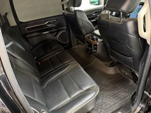 Used 2022 RAM 1500 Laramie AWD/4WD image 40