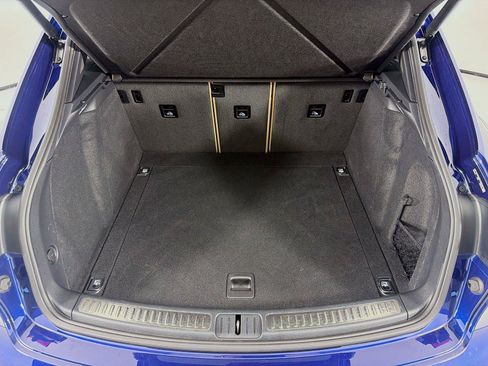 Certified 2026 Porsche Macan AWD/4WD image 23