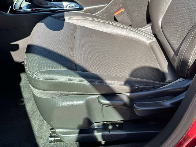 Used 2024 Buick Encore GX Sport Touring AWD/4WD image 19