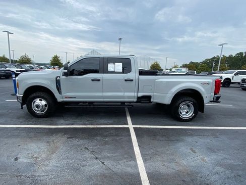 Used 2025 Ford F350 XL w/ XL Driver Assist Package AWD/4WD image 4