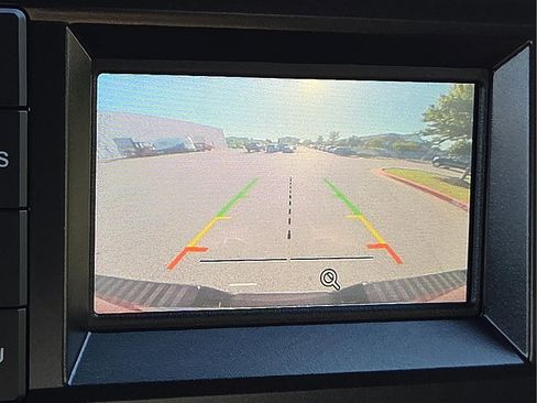 Used 2015 Ford F150 XLT w/ Equipment Group 301A Mid RWD image 16
