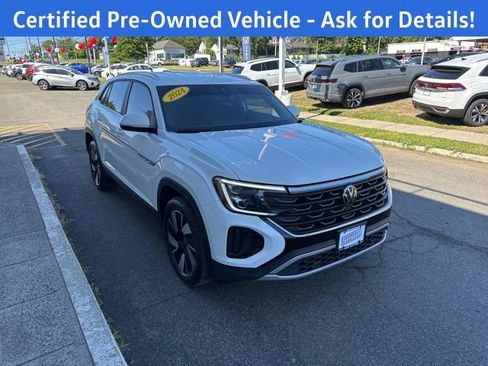 Certified 2024 Volkswagen Atlas Cross Sport SE AWD/4WD image 2