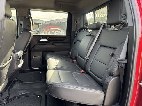 Used 2024 GMC Sierra 3500 Denali w/ Denali Reserve Package image 25