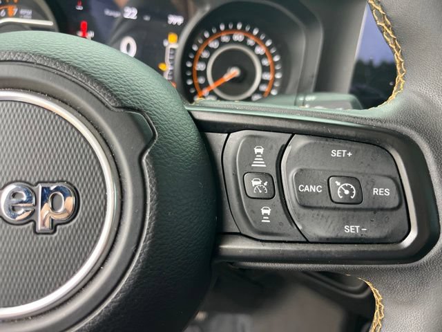 Used 2024 Jeep Gladiator Sport AWD/4WD image 17